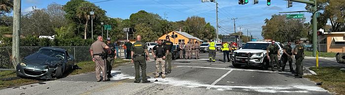 Ace News Today - Fellsmere bank robbery thwarted following high-speed pursuit ending in car crash