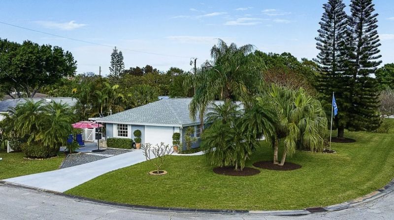 Ace News Today: Two arrested in connection with Vero Beach drug bust. Image credit: Zillow