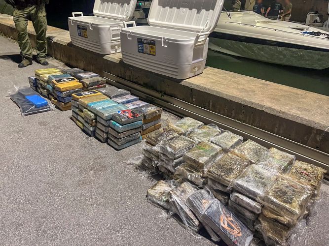 Ace News Today: Human smugglers trying to traffick 189 kilos of cocaine, busted in the waters off Fort Pierce