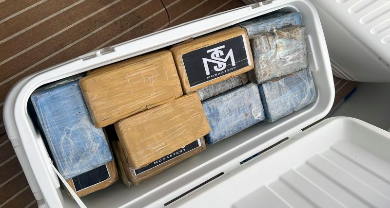 Ace News Today: Human smugglers trying to traffick 189 kilos of cocaine, busted in the waters off Fort Pierce