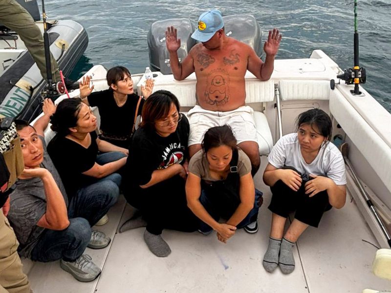 Ace News Today: Human smugglers trying to traffick 189 kilos of cocaine, busted in the waters off Fort Pierce