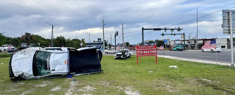 Ace News Today: Road rage mayhem: U-Haul driver turns Ft. Pierce into a demolition zone. Image credit: SLCO