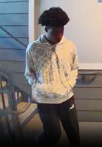 Ace News Today: Can you help I.D. man exposing himself to women at DeLand swimming pool?