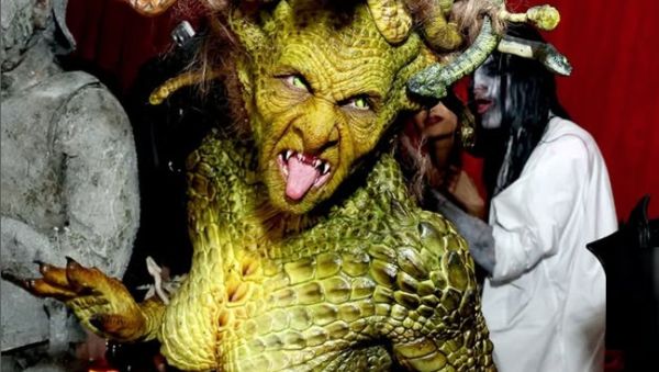 Heidi Klum transforms into modern-day Medusa at annual ‘Heidiween’ bash