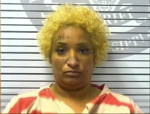Ace News Today: Woman arrested after Walmart customers report finding razor blades hidden in purchased loaves of bread