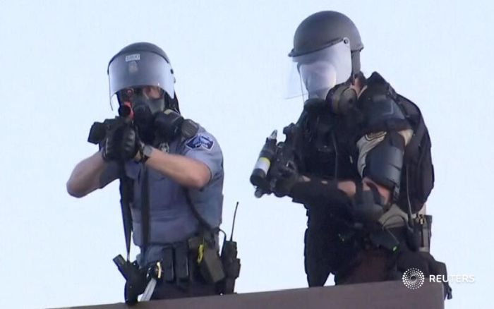 Ace News Today: ICE raids, fatal shooting and federal pressure places Minneapolis at center of immigration showdown.