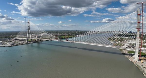 Trump threatens to block upcoming $4.7 billion bridge Ontario-Michigan Bridge opening, sparking international tension