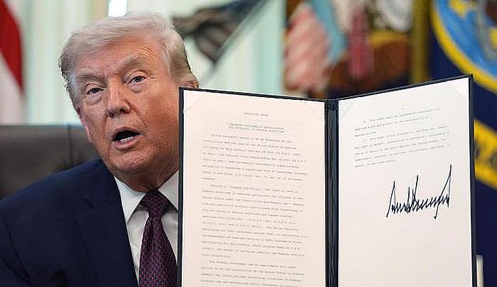 Ace News Today: States due to block Trump’s mail-in voting crackdown, citing ‘Unconstitutional Power Grab’. Image credit: X