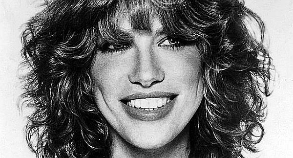 Carly Simon reveals Parkinson’s Diagnosis, and shares emotional journey of resilience and hope