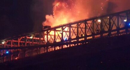 Fire breaks out on the Brooklyn Bridge from New York City's July 4 fireworks
